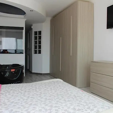 Atalaya Court 204